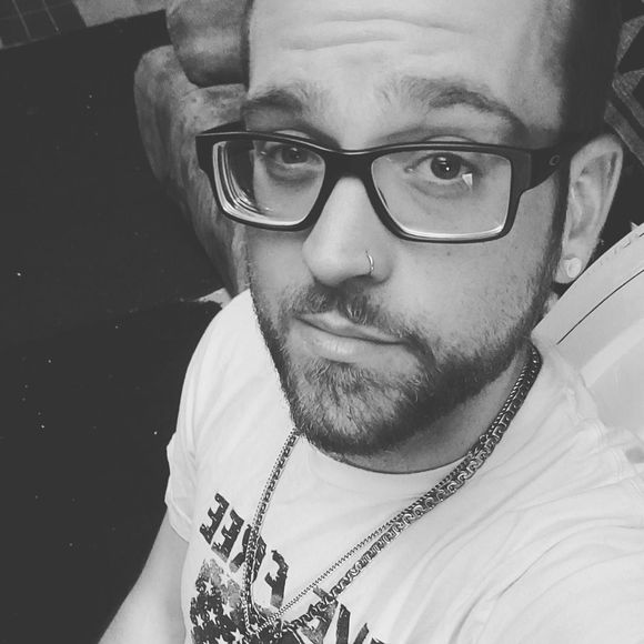 Meet your Posher, John - Picture 1 of 1